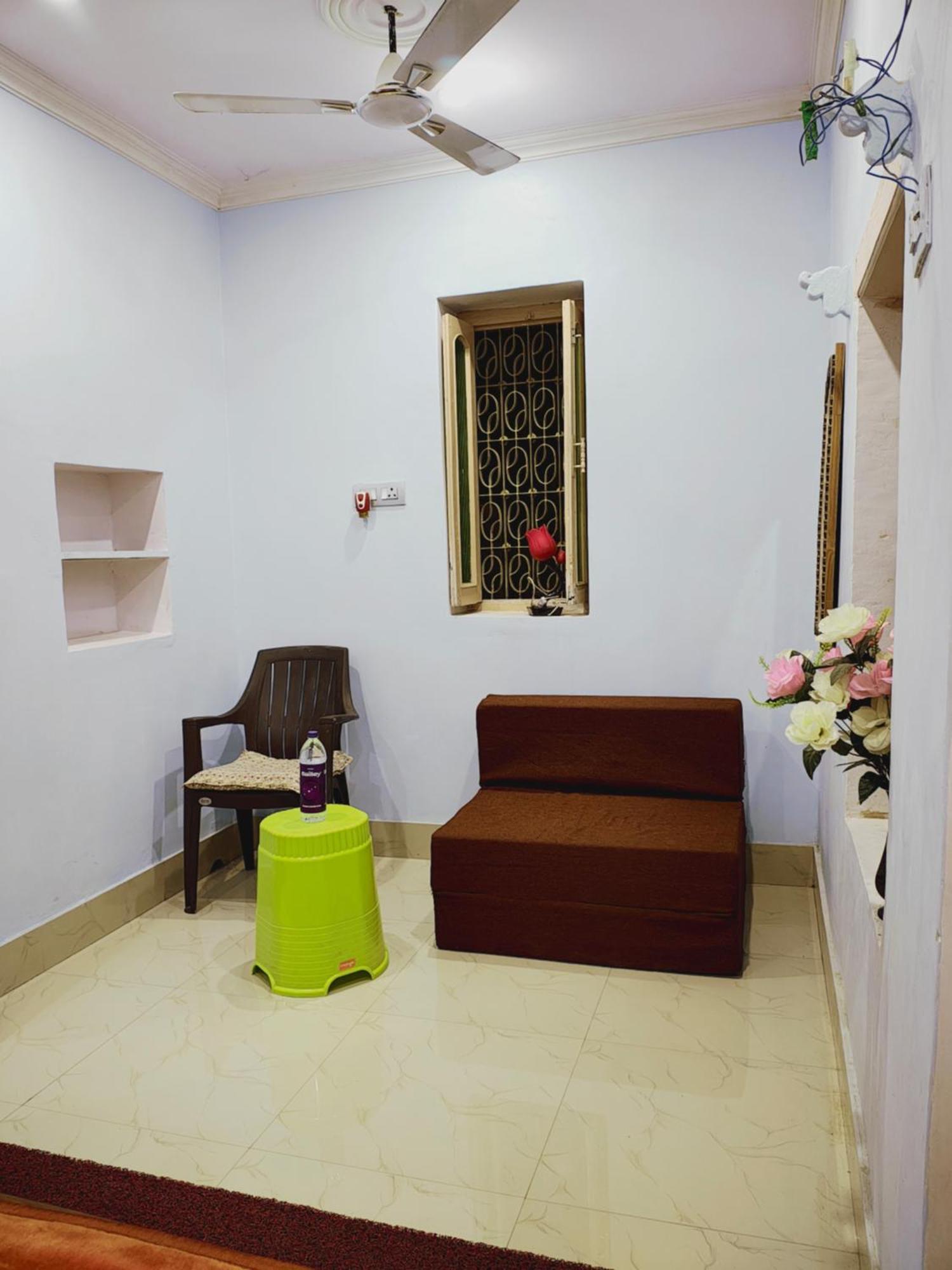 Homestay A Shivangan Heritage Near Ghat *
